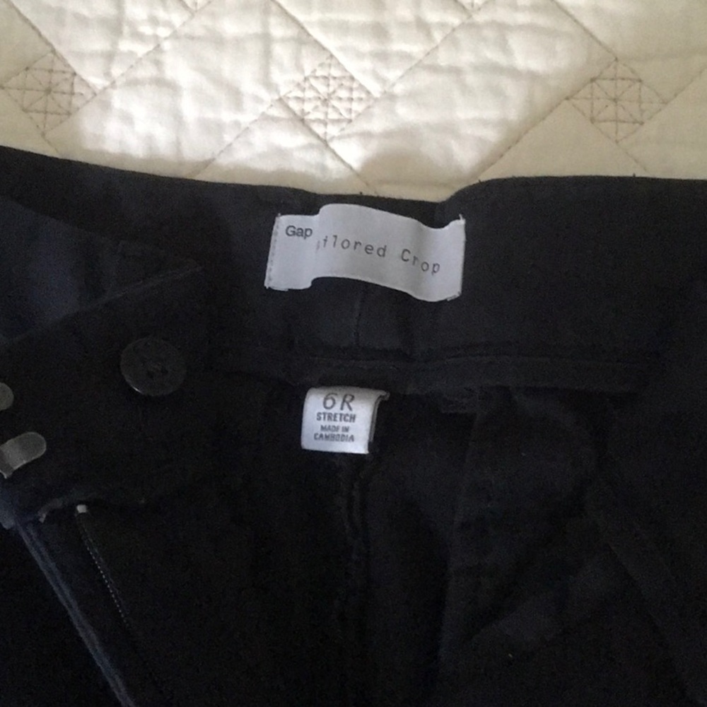 Gap tailored crop black slacks
